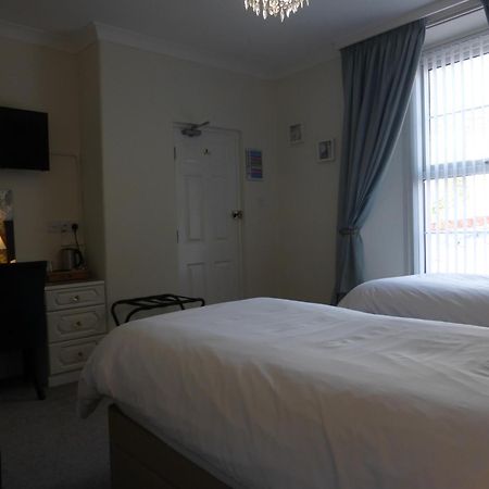 Bed and Breakfast Blenheim House à Torquay Extérieur photo