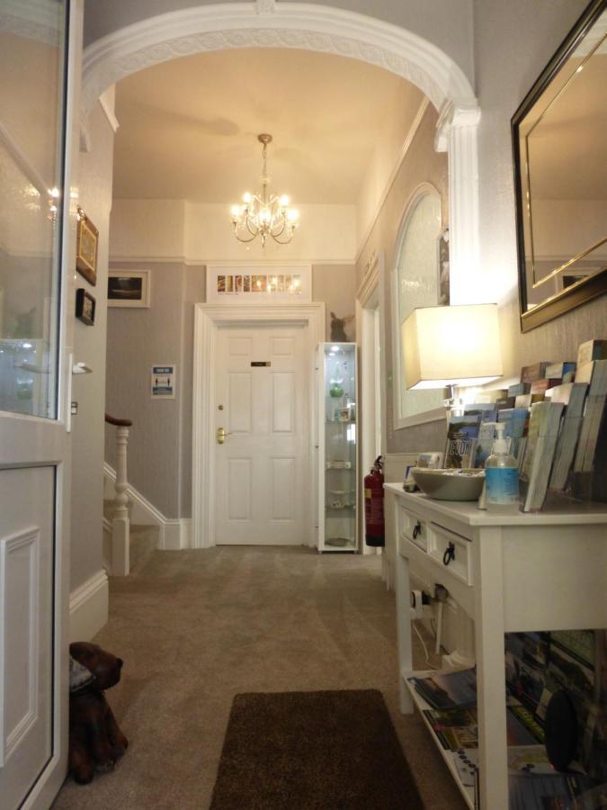 Bed and Breakfast Blenheim House à Torquay Extérieur photo